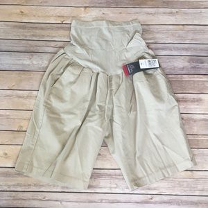 NWT Oh Baby Khaki Shorts
